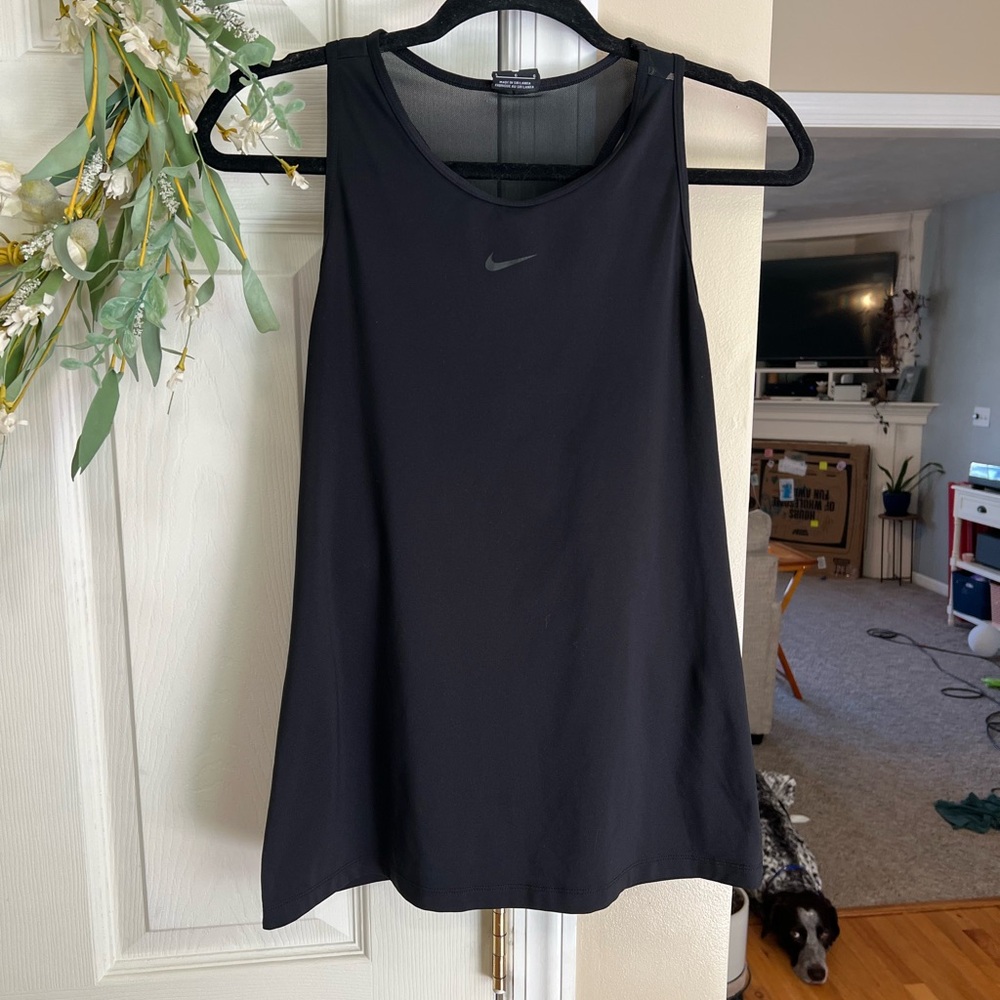 Nike athletic top